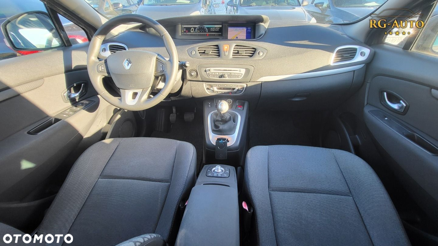 Renault Scenic - 32