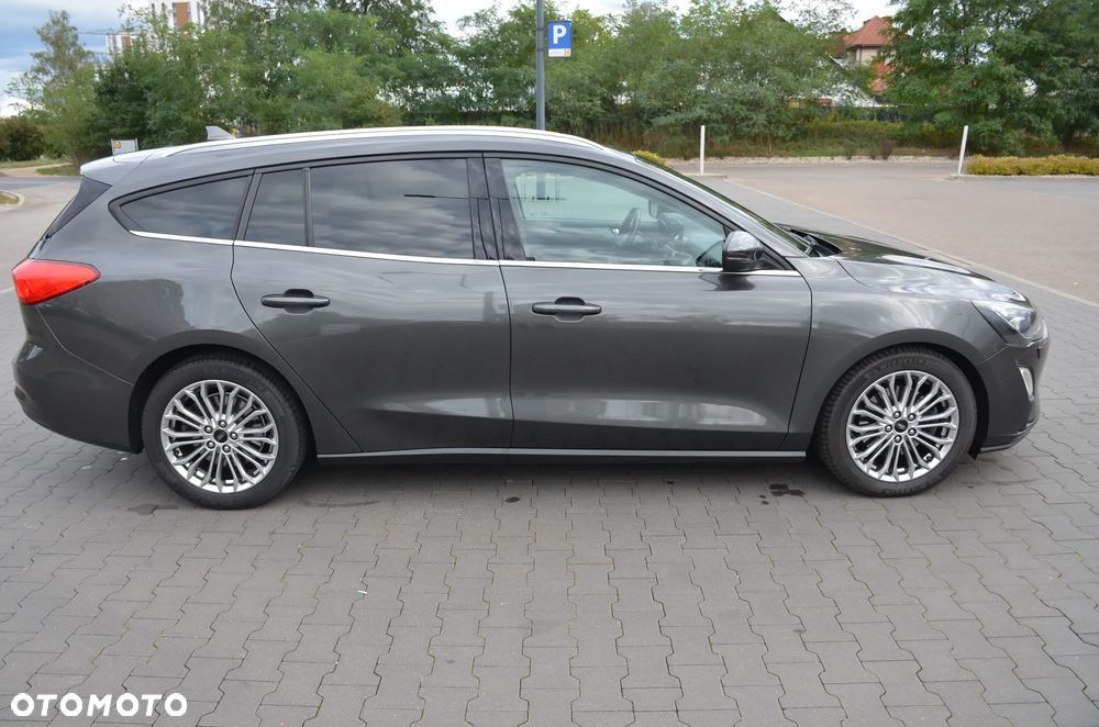 Ford Focus 2.0 EcoBlue Titanium - 4