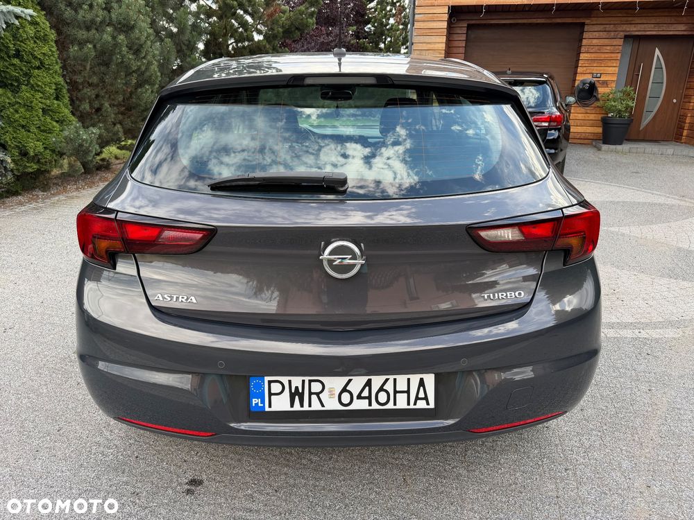 Opel Astra 1.4 Turbo Innovation - 13