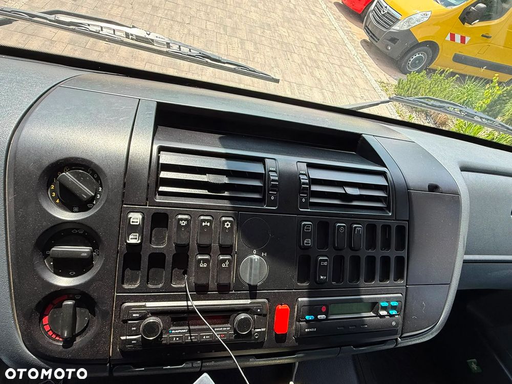Mercedes-Benz Atego 2533 - 12
