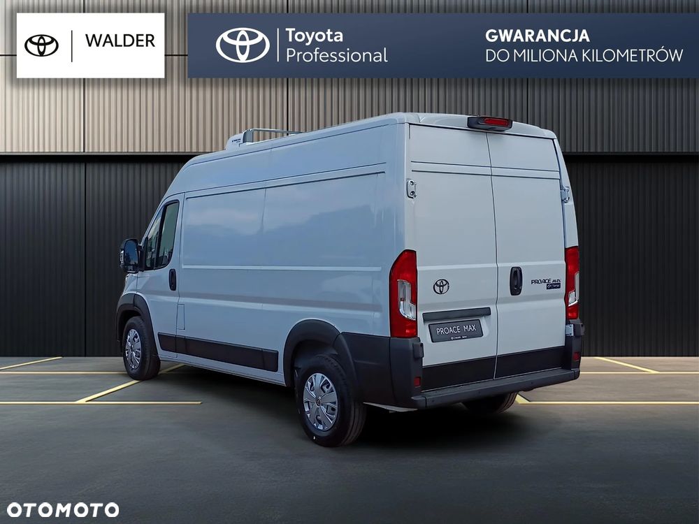 Toyota Proace Max - 8