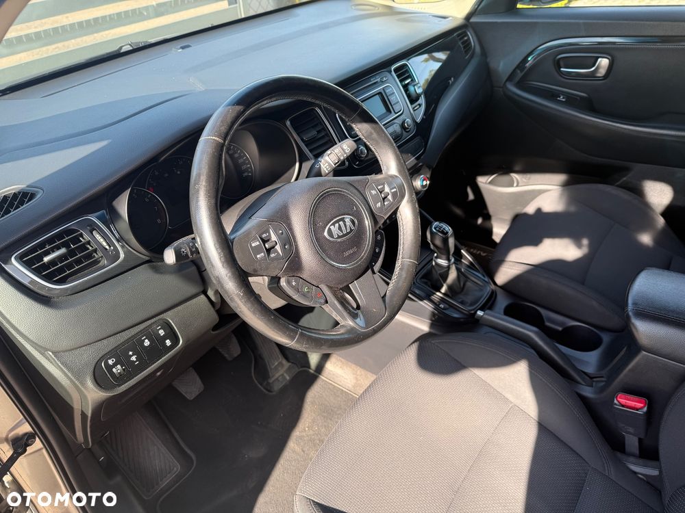 Kia Carens 1.6 GDI L 7os - 10
