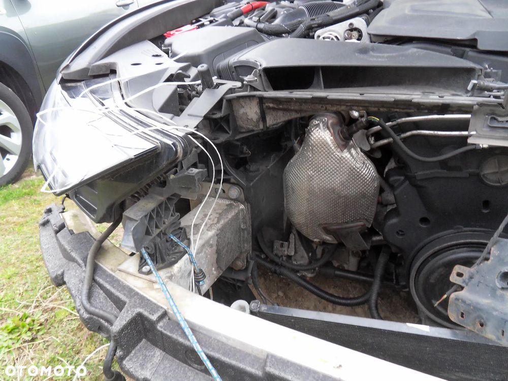 Audi A6 Avant 35 TDI S tronic design - 24