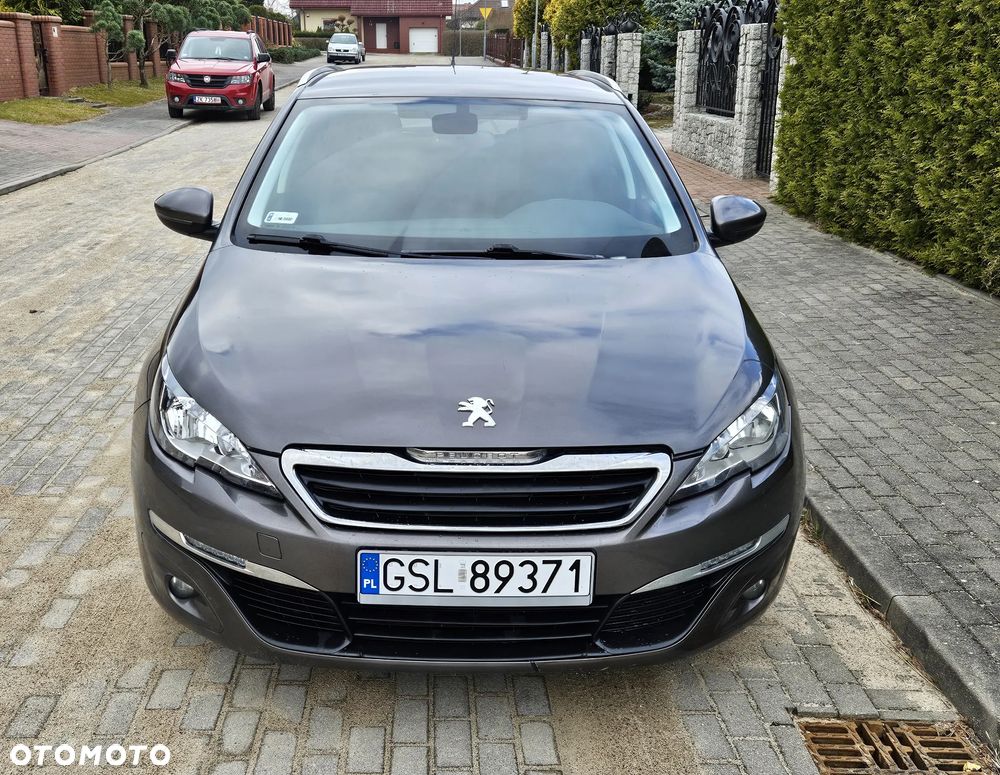 Peugeot 308 1.6 BlueHDi Allure S&S - 15