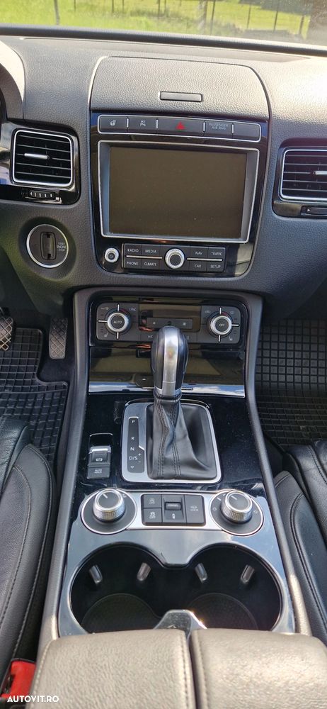 Volkswagen Touareg 3.0 V6 TDI SCR Blue Motion DPF Automatik - 31