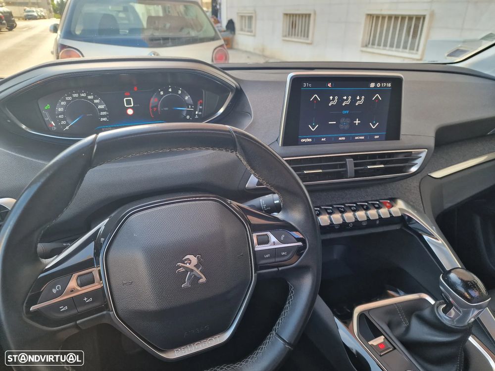 Peugeot 3008 PureTech 130 Stop & Start GPF Allure - 20
