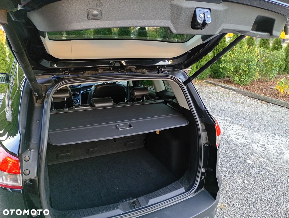 Ford Kuga 2.0 TDCi 2x4 Titanium - 31