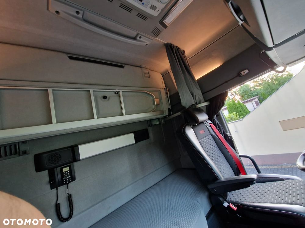Renault T 520 / HIGH CAB / STANDARD / BOGATA WERSJA / IDEAŁ / POLSKI SALON - 34
