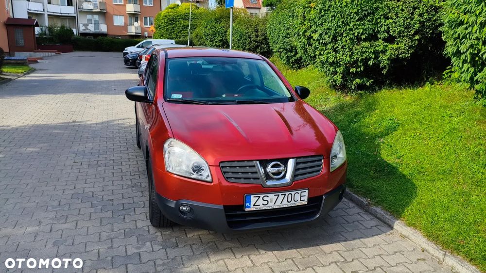 Nissan Qashqai - 2