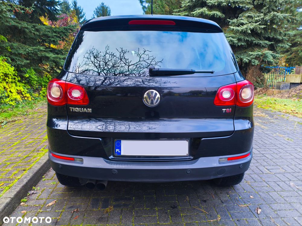 Volkswagen Tiguan - 30