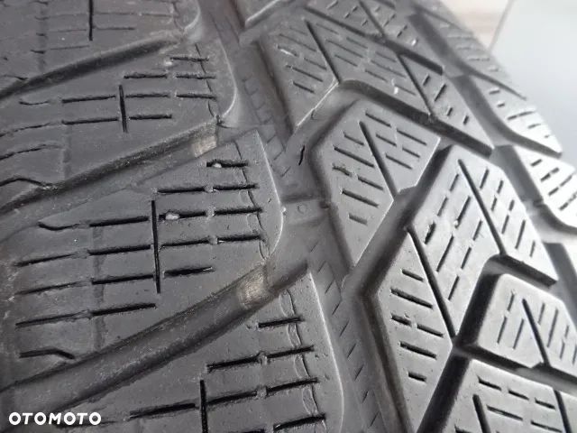 215/65/R17 99H Pirelli Winter Scorpion - 6