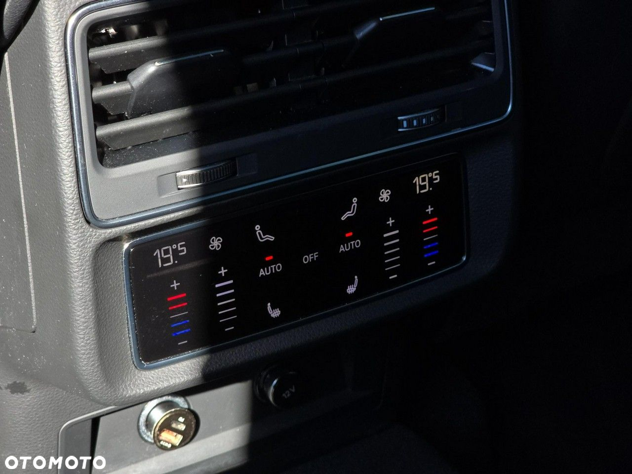 Audi Q7 50 TDI quattro tiptronic S line - 24