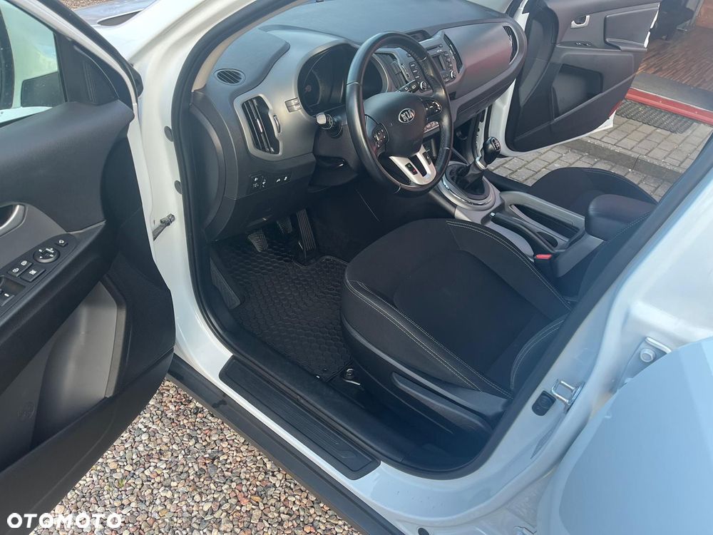 Kia Sportage 1.7 CRDI S 2WD - 12