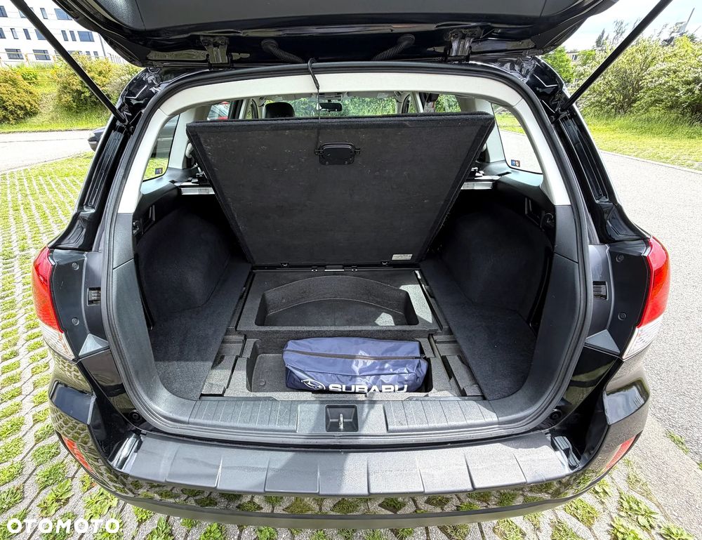 Subaru Outback 2.0 D Comfort - 24