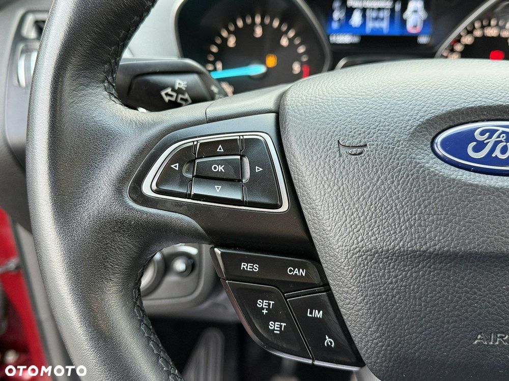 Ford Kuga 2.0 TDCi FWD Titanium - 11