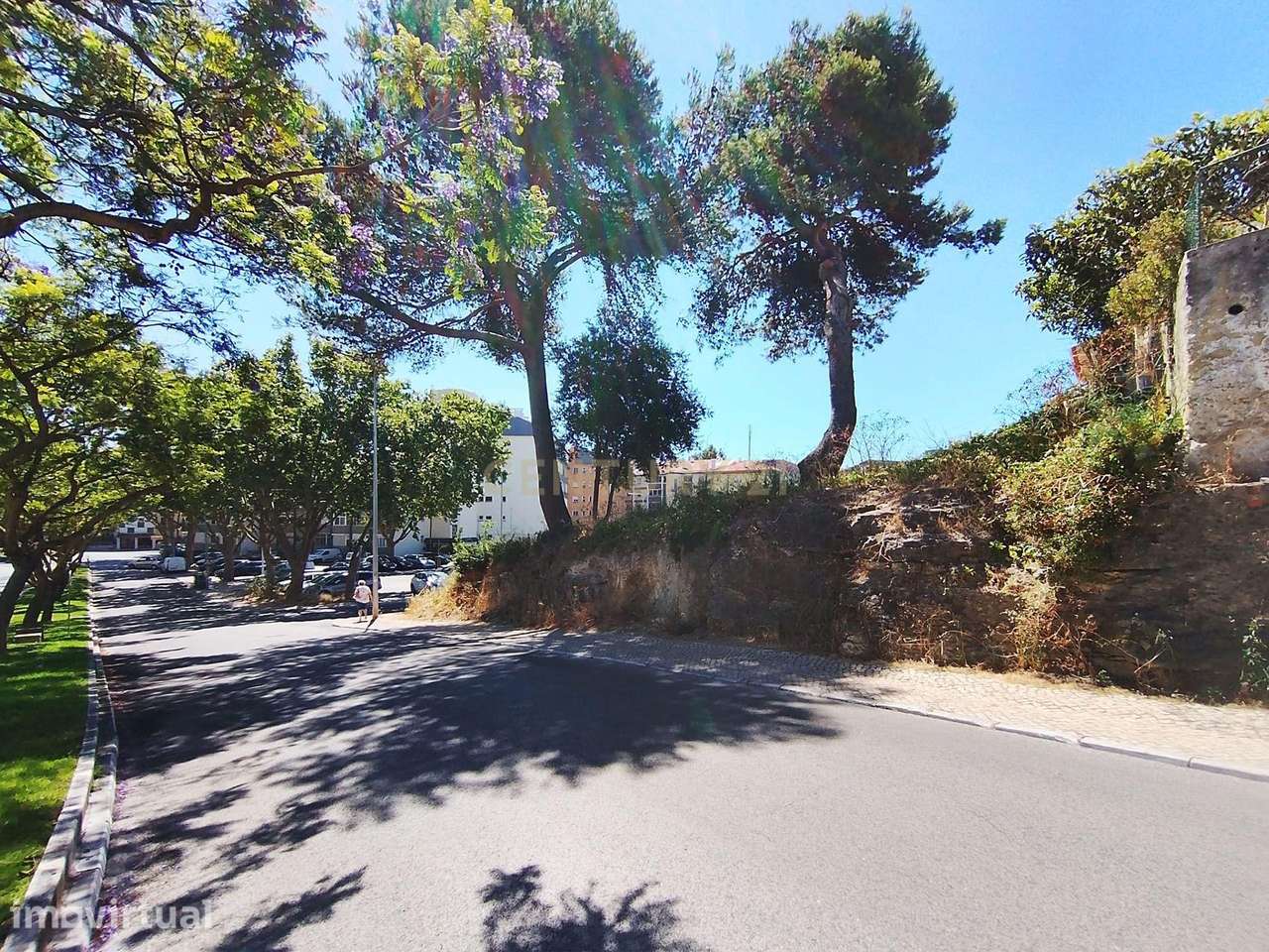 Terreno Urbano para Contrução - Grande imagem: 2/15