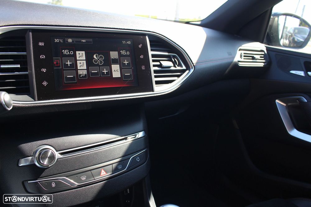 Peugeot 308 1.6 e-THP GTi - 28