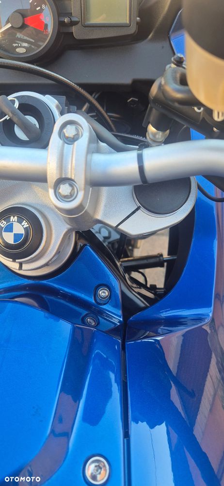 BMW F - 13