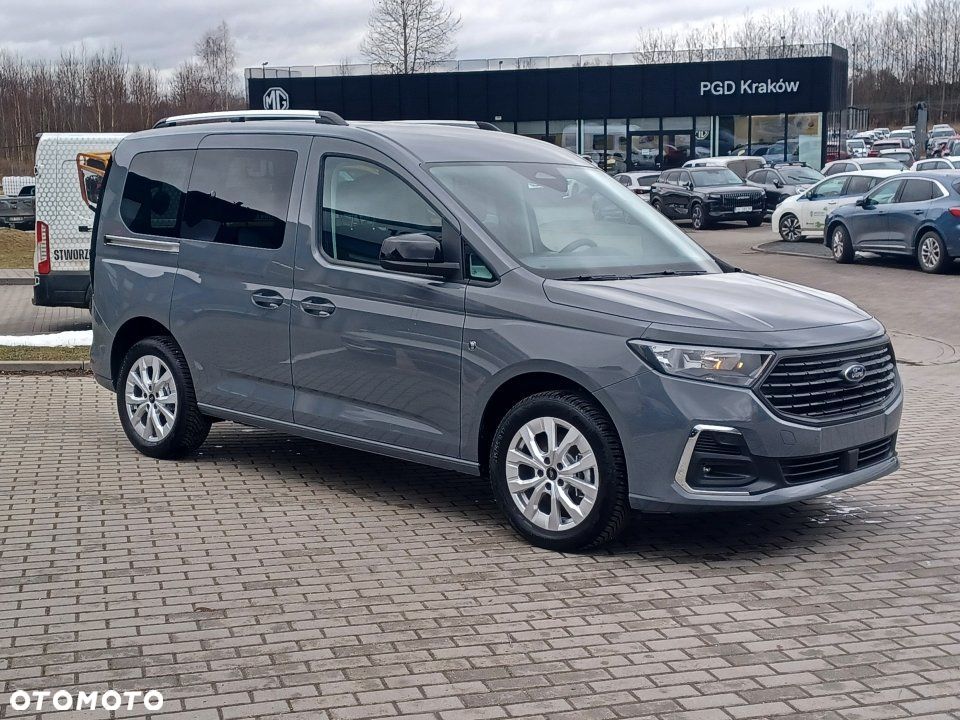 Ford Tourneo Connect - 4