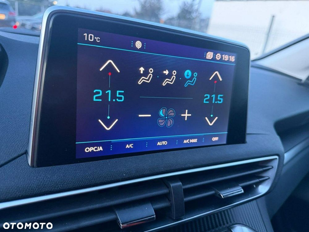 Peugeot 3008 - 17