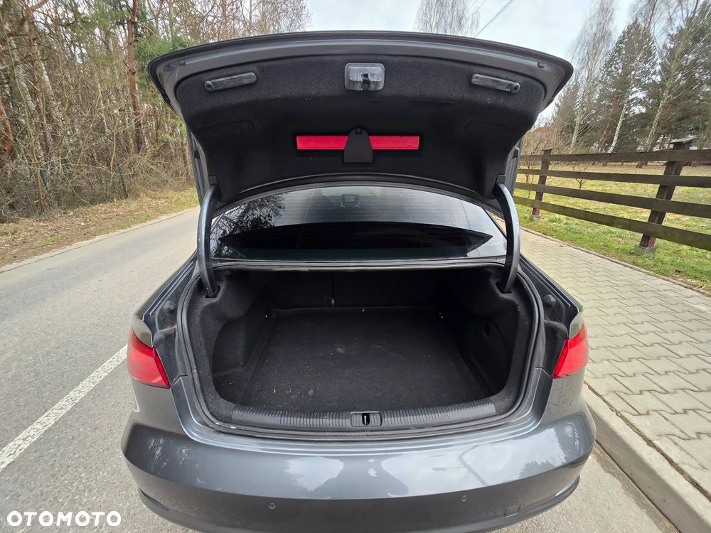 Audi A3 Limousine 1.6 TDI Sport - 25