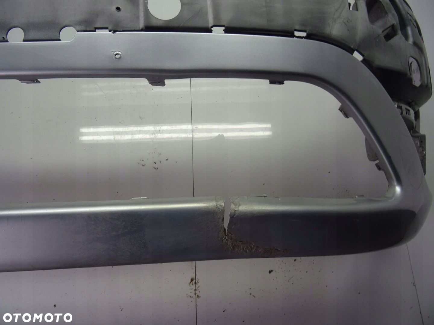 Citroen C4 Grand Picasso 2008 Zderzak przedni - 3