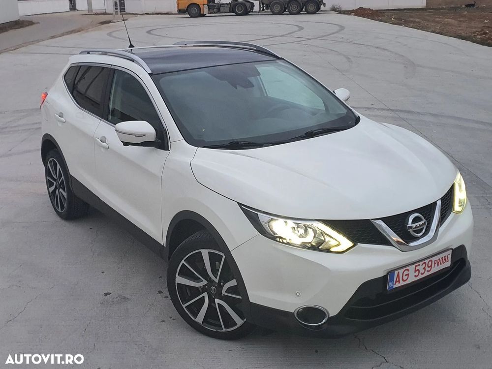 Nissan Qashqai 1.6 DCI Xtronic TEKNA+ - 10