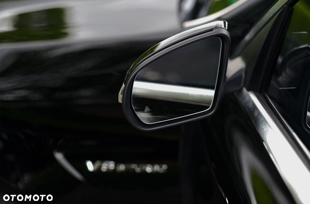 Mercedes-Benz Klasa C AMG 63 S AMG Speedshift 7G-MCT - 17