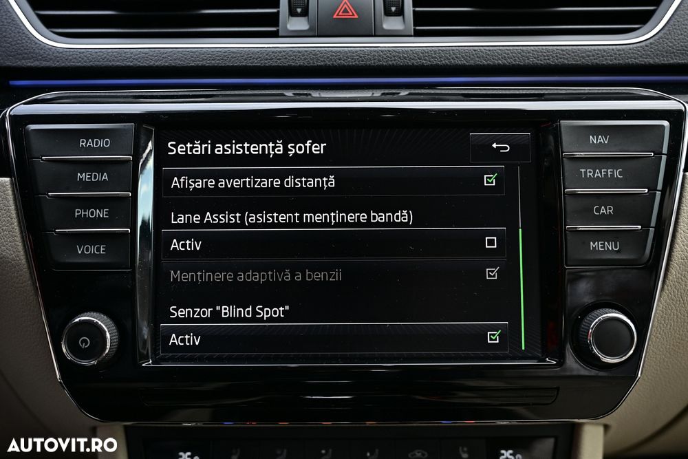 Skoda Superb 2.0 TDI DSG L&K - 31
