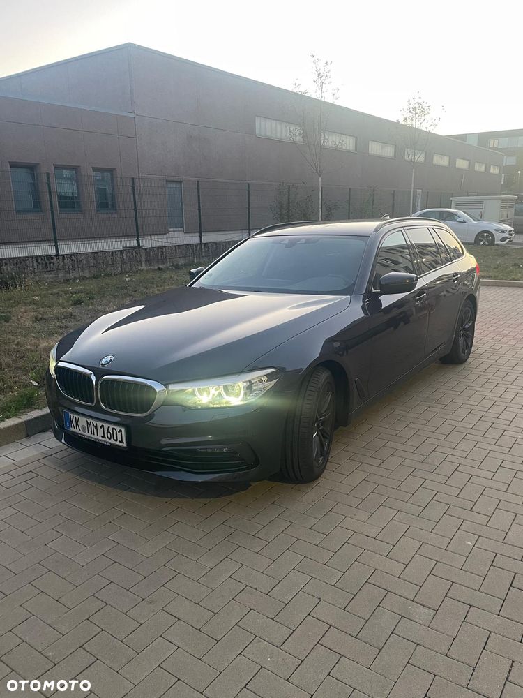 BMW Seria 5 525d Sport Line sport - 10