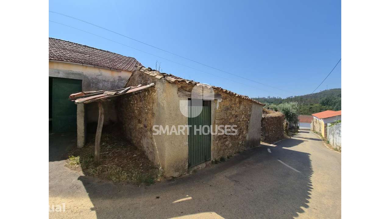 Conjunto edificado no Carapinhal - Grande imagem: 2/19