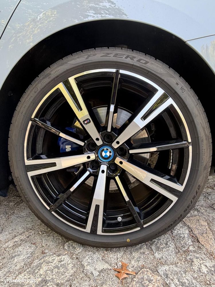 BMW i5 eDrive40 Pack Desportivo M - 11