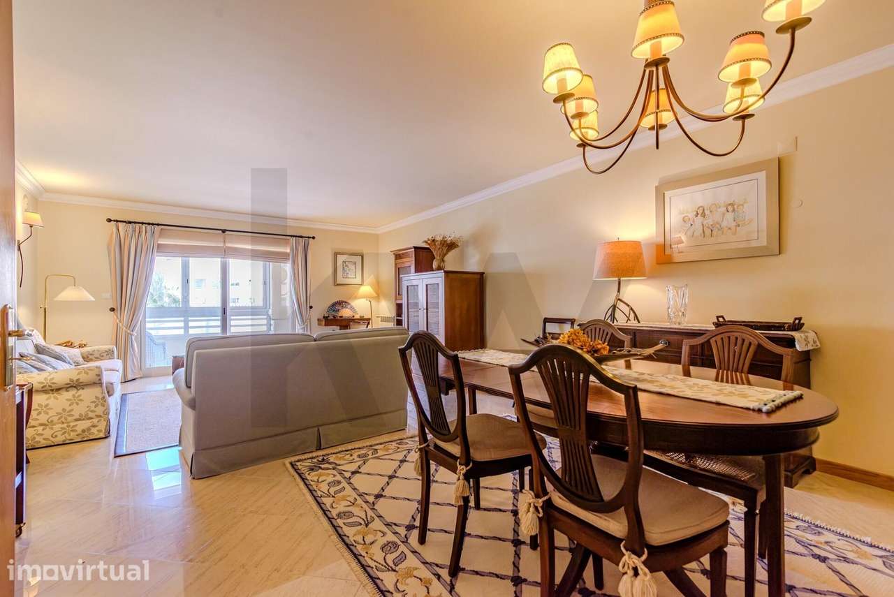 Excelente Apartamento T2 com Terraço | Jardins da Parede - Grande imagem: 4/23