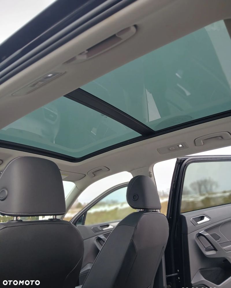 Volkswagen Tiguan Allspace - 17