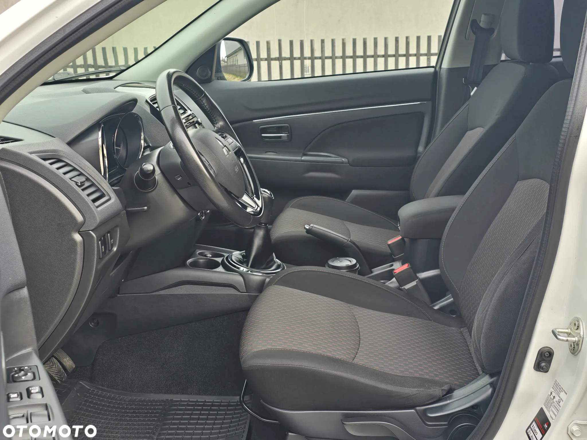 Mitsubishi ASX 1.6 2WD Diamant Edition - 18