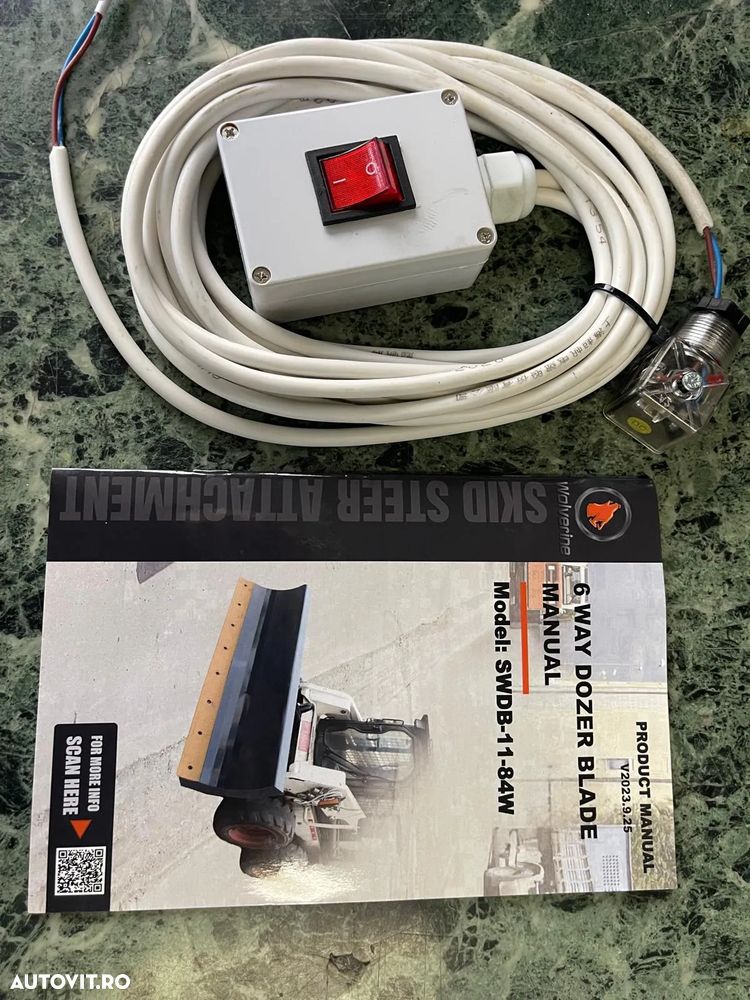 Lama Buldozer pentru mini incarcatoare Bobcat, Caterpillar, latime de 2130 mm - 10