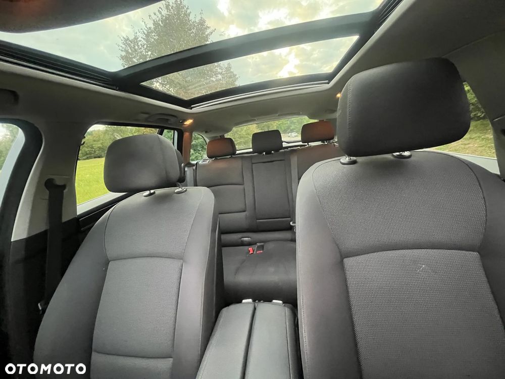 BMW Seria 5 520d Touring - 29