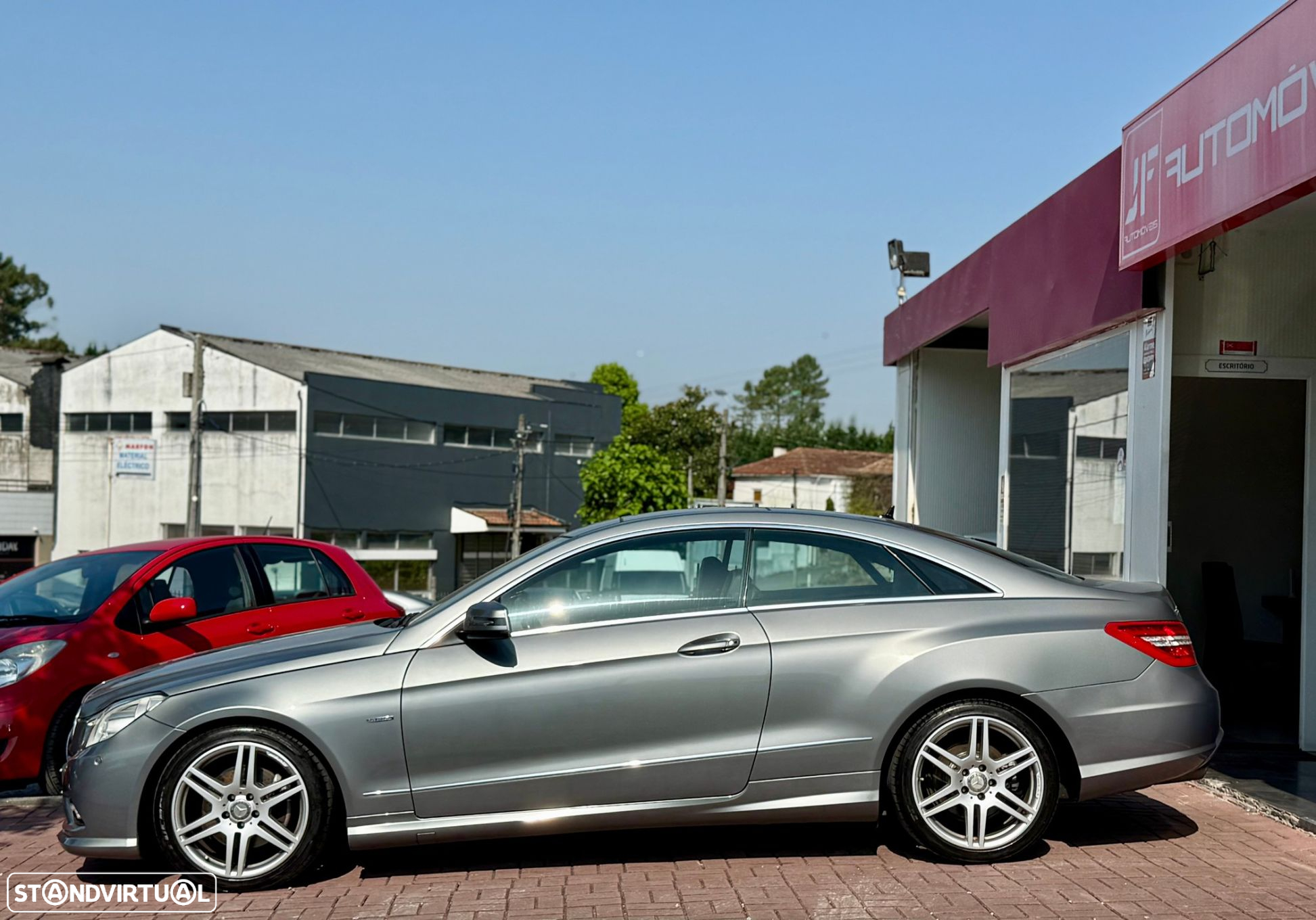 Mercedes-Benz E 250 - 5