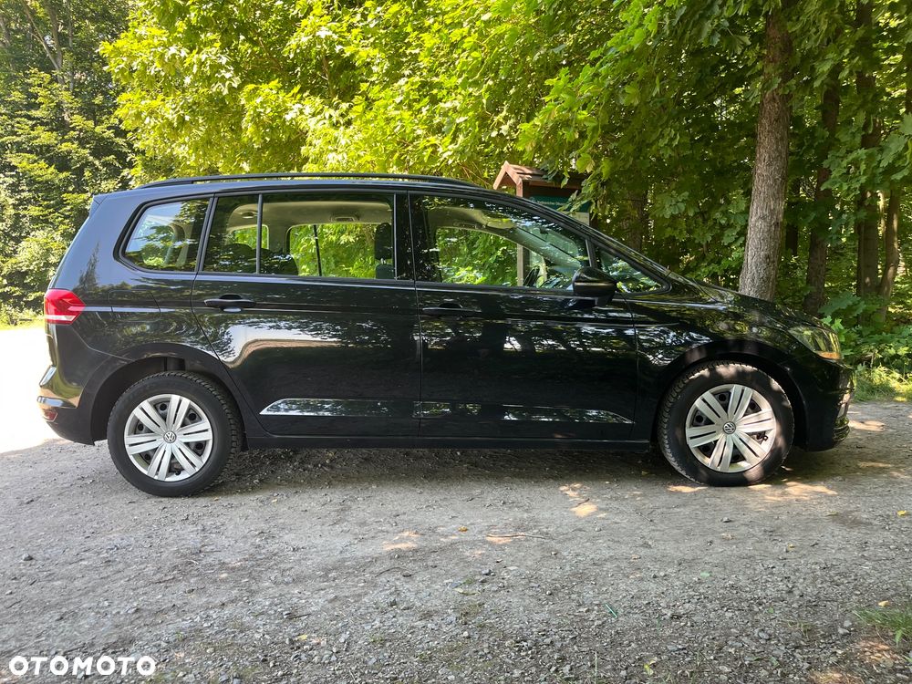 Volkswagen Touran - 6