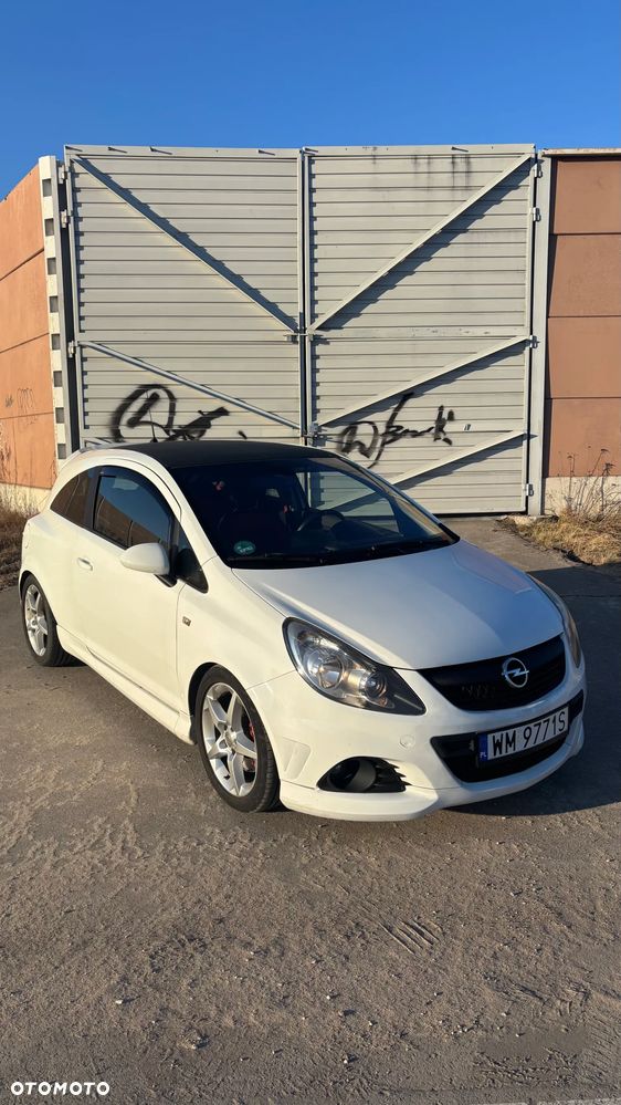 Opel Corsa 1.6 Turbo GSi - 1