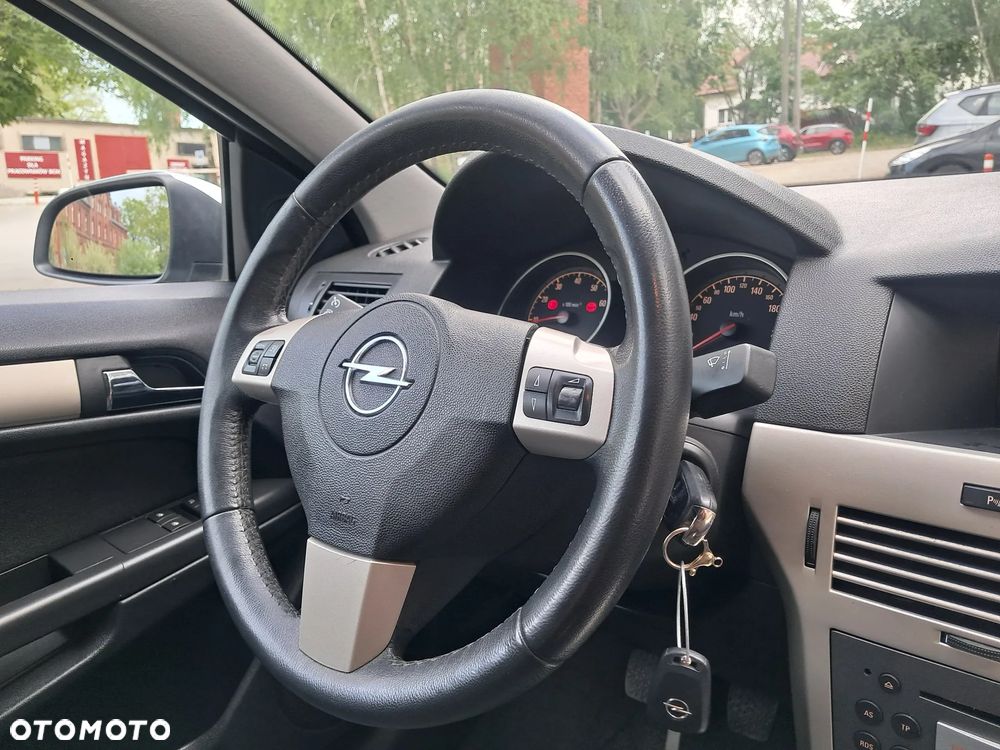 Opel Astra - 17