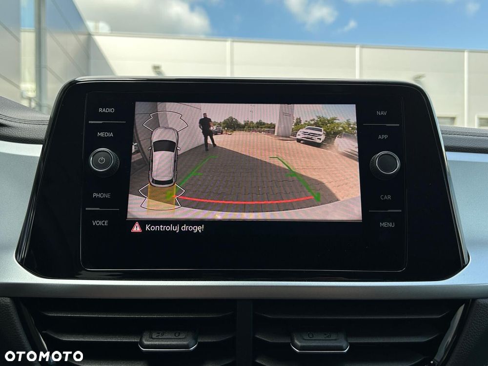 Volkswagen T-Roc 1.5 TSI Life Plus DSG - 29