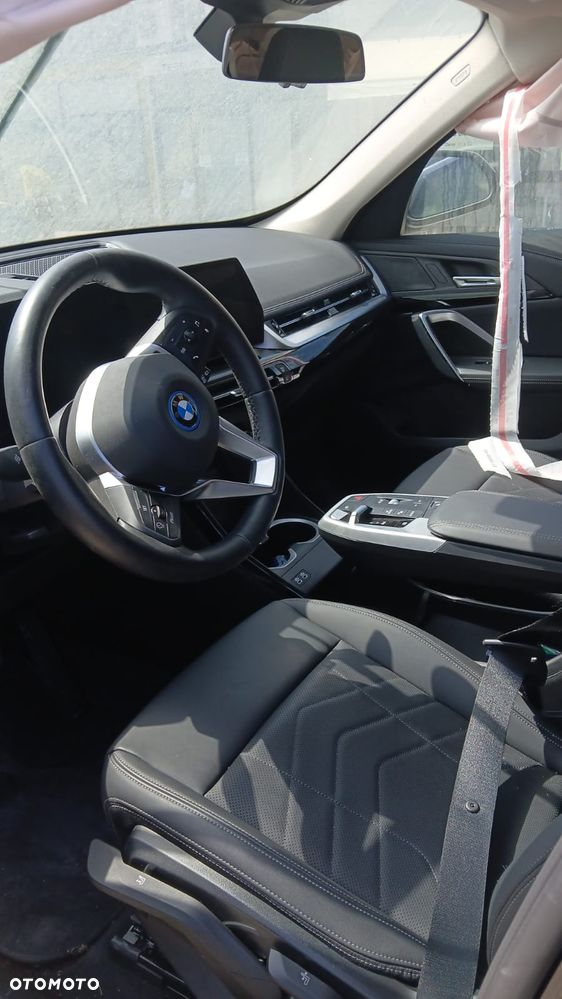 BMW iX1 eDrive20 - 3