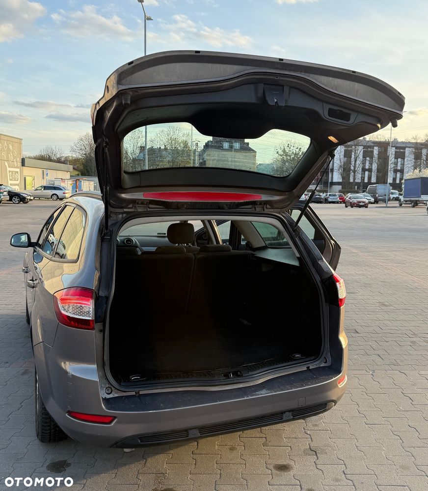 Ford Mondeo 1.6 T Gold X - 18