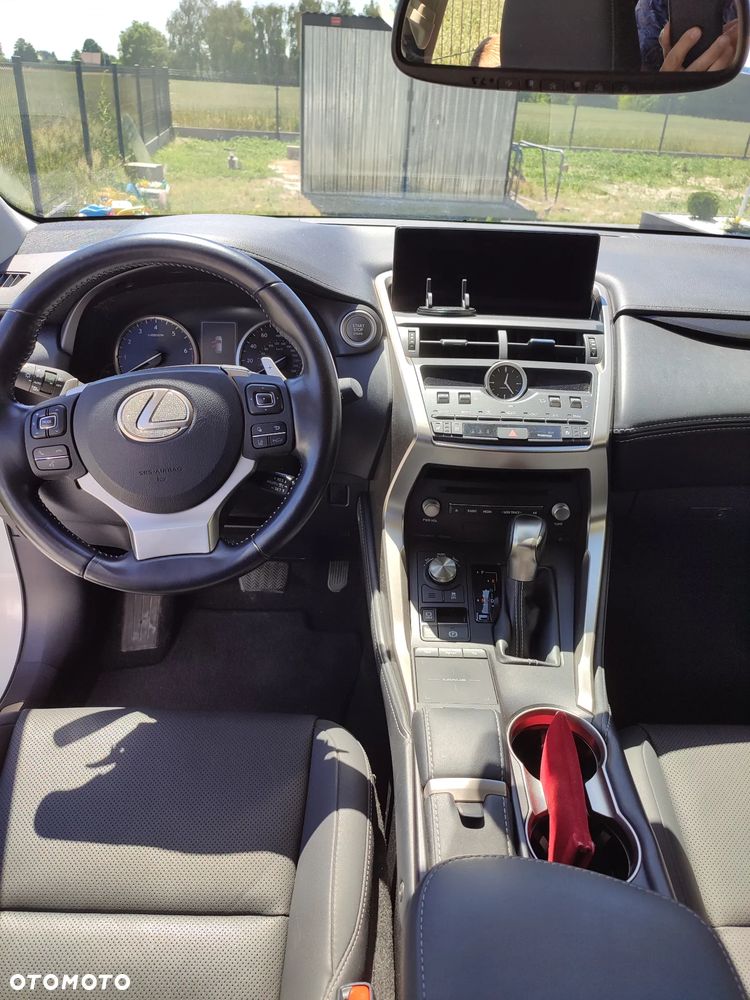 Lexus NX 300 - 13