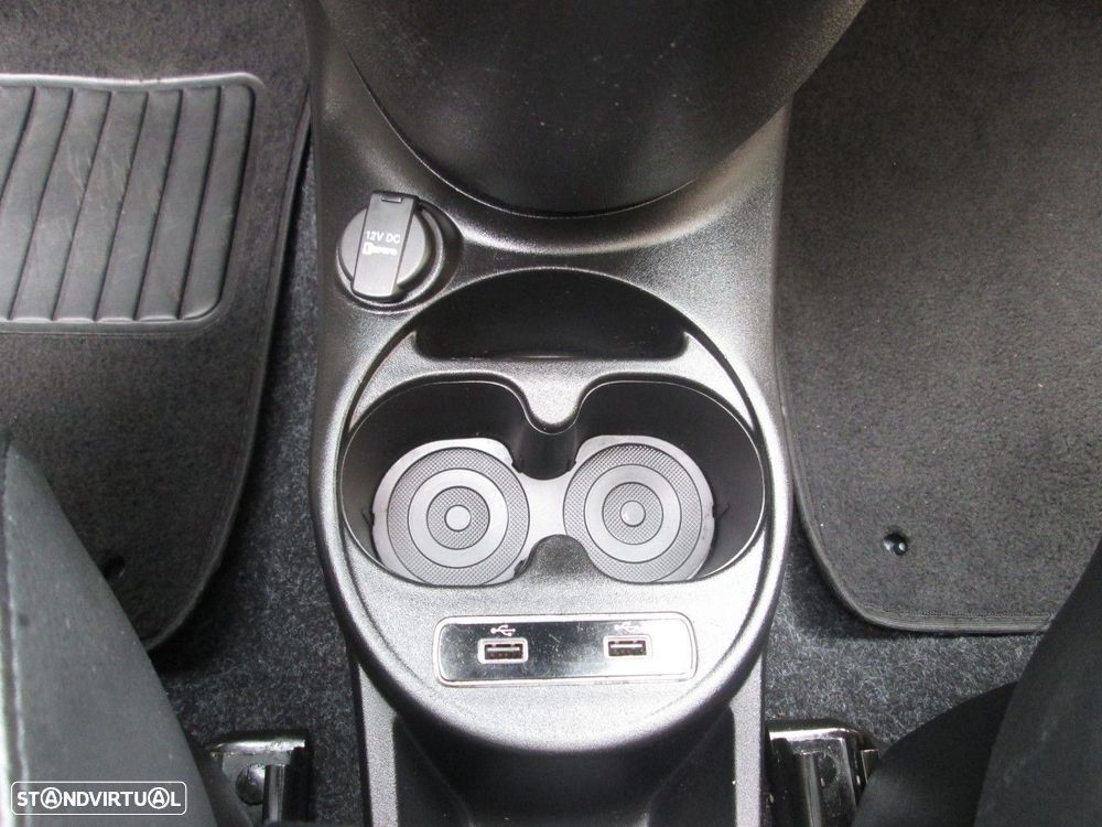 Fiat 500 1.0 Hybrid Sport - 24