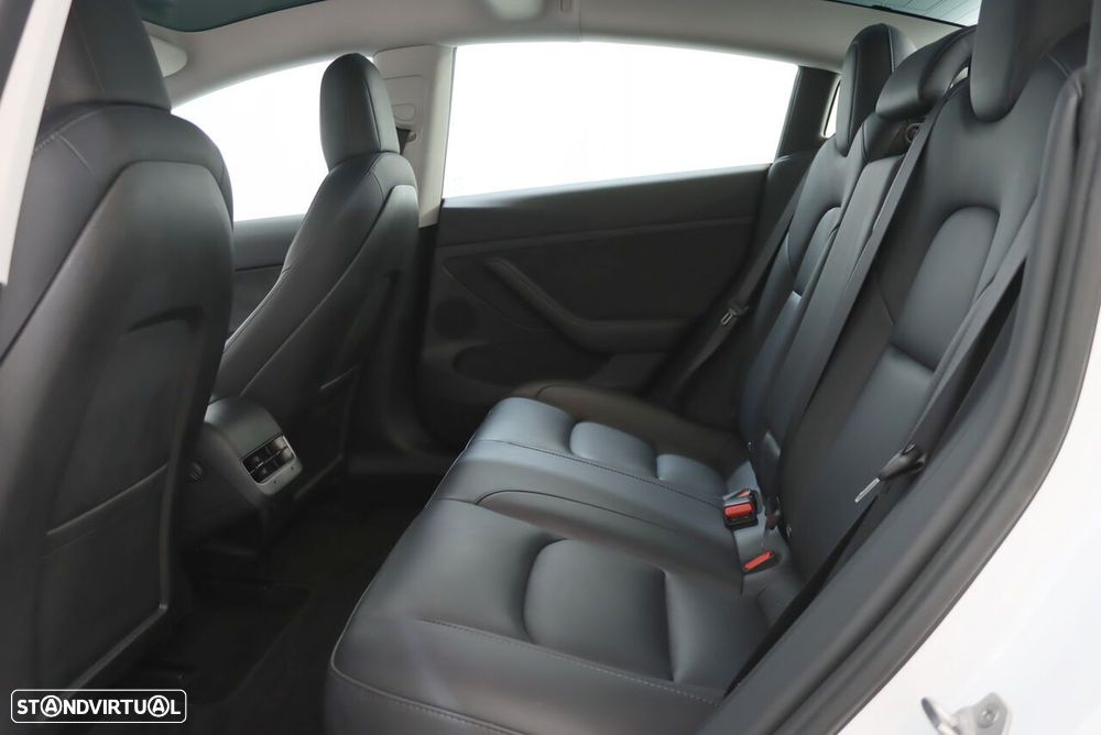Tesla Model 3 Long Range RWD - 8