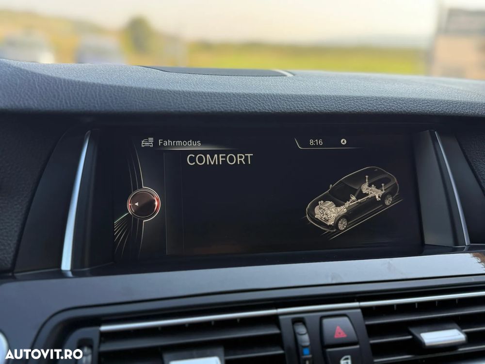 BMW Seria 5 520d Aut. - 14