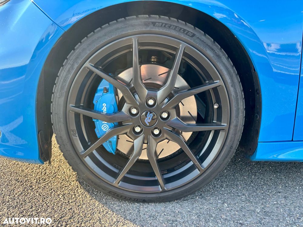 Ford Focus RS - 6