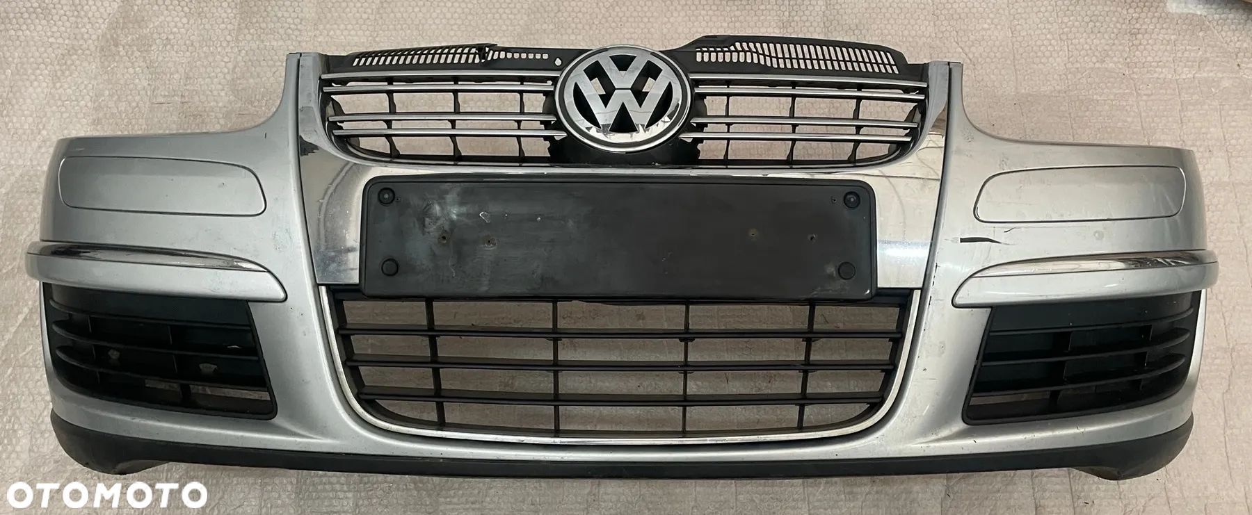 VW Golf V kombi Jetta 1K5 zderzak przód przedni grill atrapa halogeny LA7W - 1